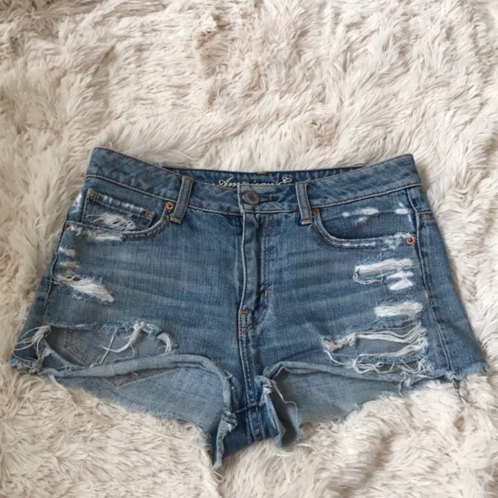 CLOSING CLOSET SALE high rise ripped shortie
